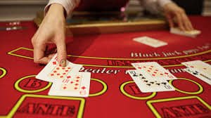মোবাইলে casinow ট্রেজার স্লটস খেলছেন একজন প্রাপ্তবয়স্ক ব্যবহারকারী